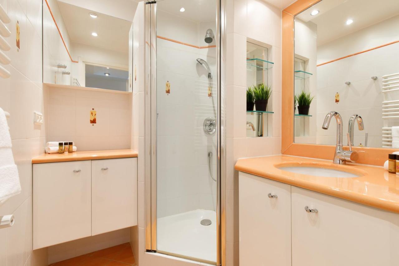 Roxelane Yourhosthelper Apartamento Cannes Exterior foto